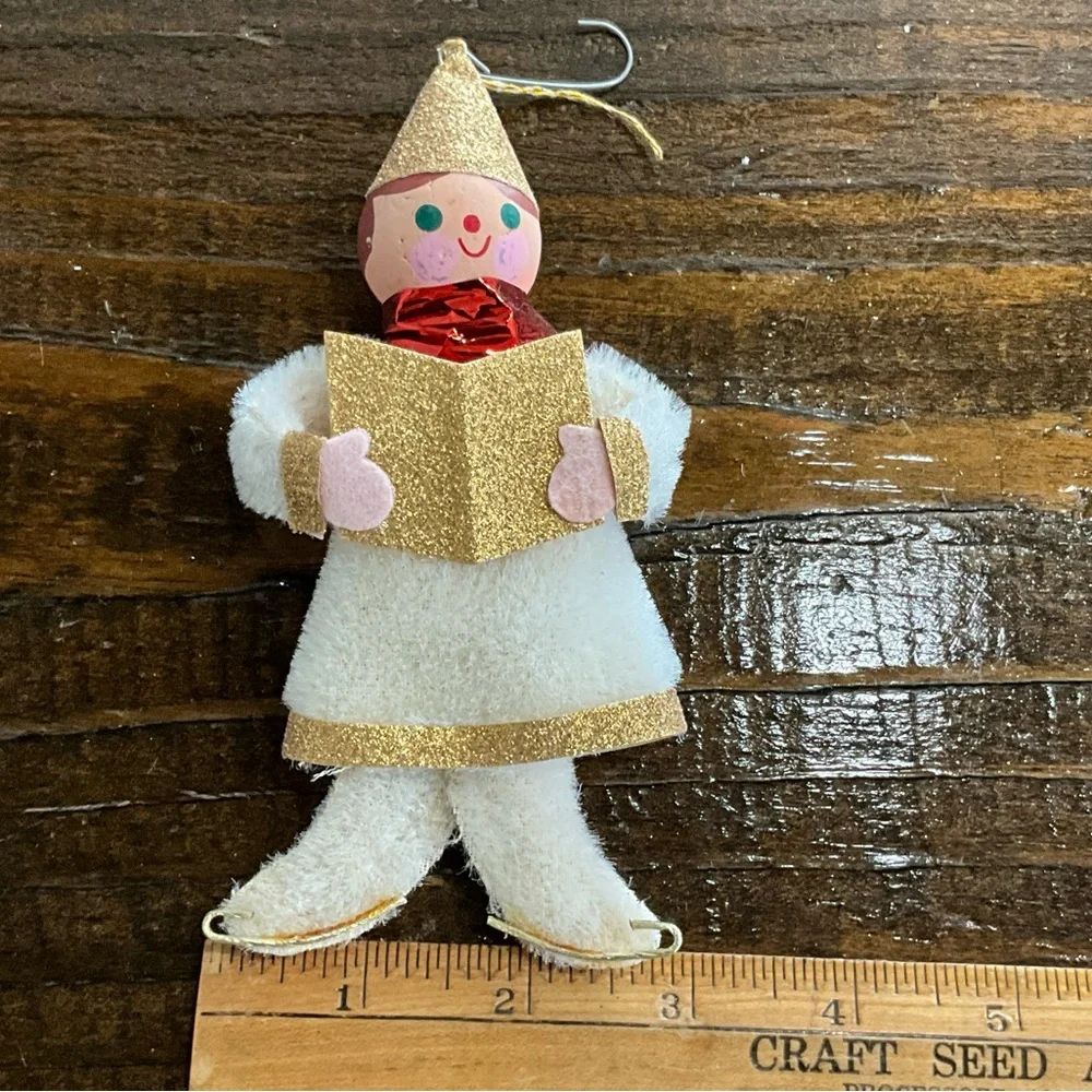 Unique Vintage this cute